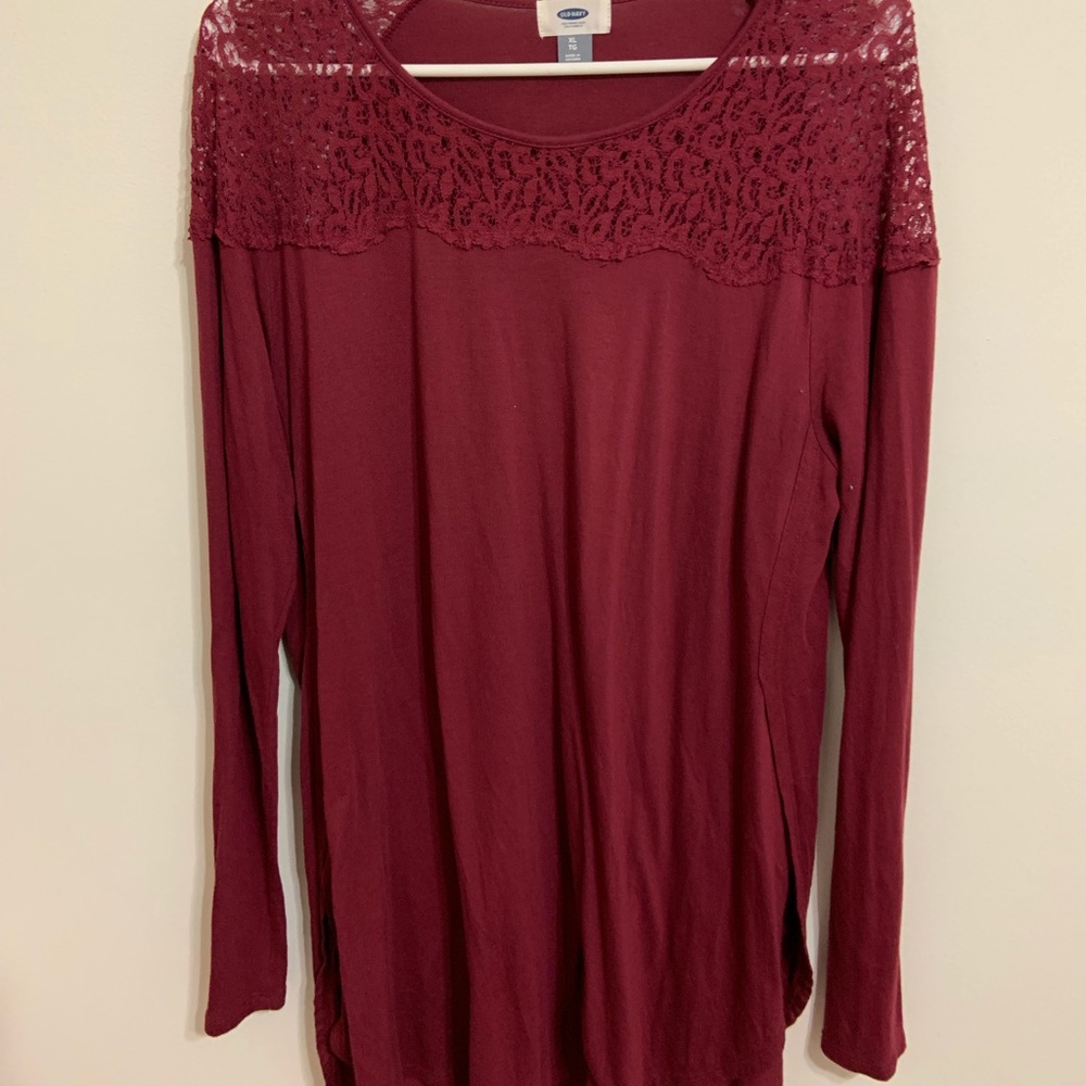 OLD NAVY LONG SLEEVE SIZE XL